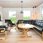 Ferienhaus 4 Star In Juelsminde *