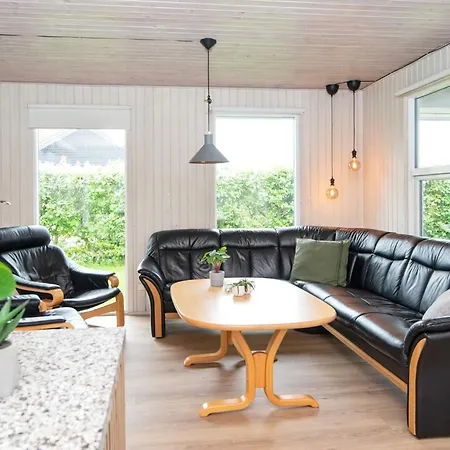 Luxury Retreat In Pot Strandby - By Traum Hébergement de vacances *