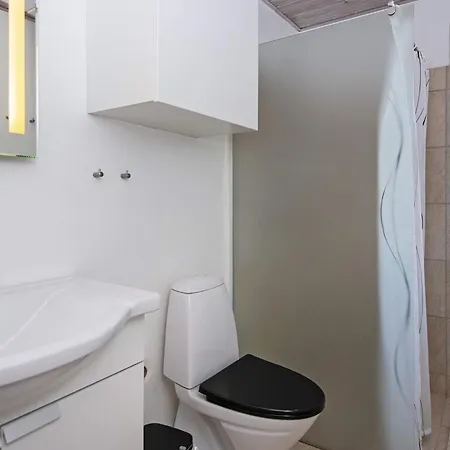 Luxury Retreat In Pot Strandby - By Traum *